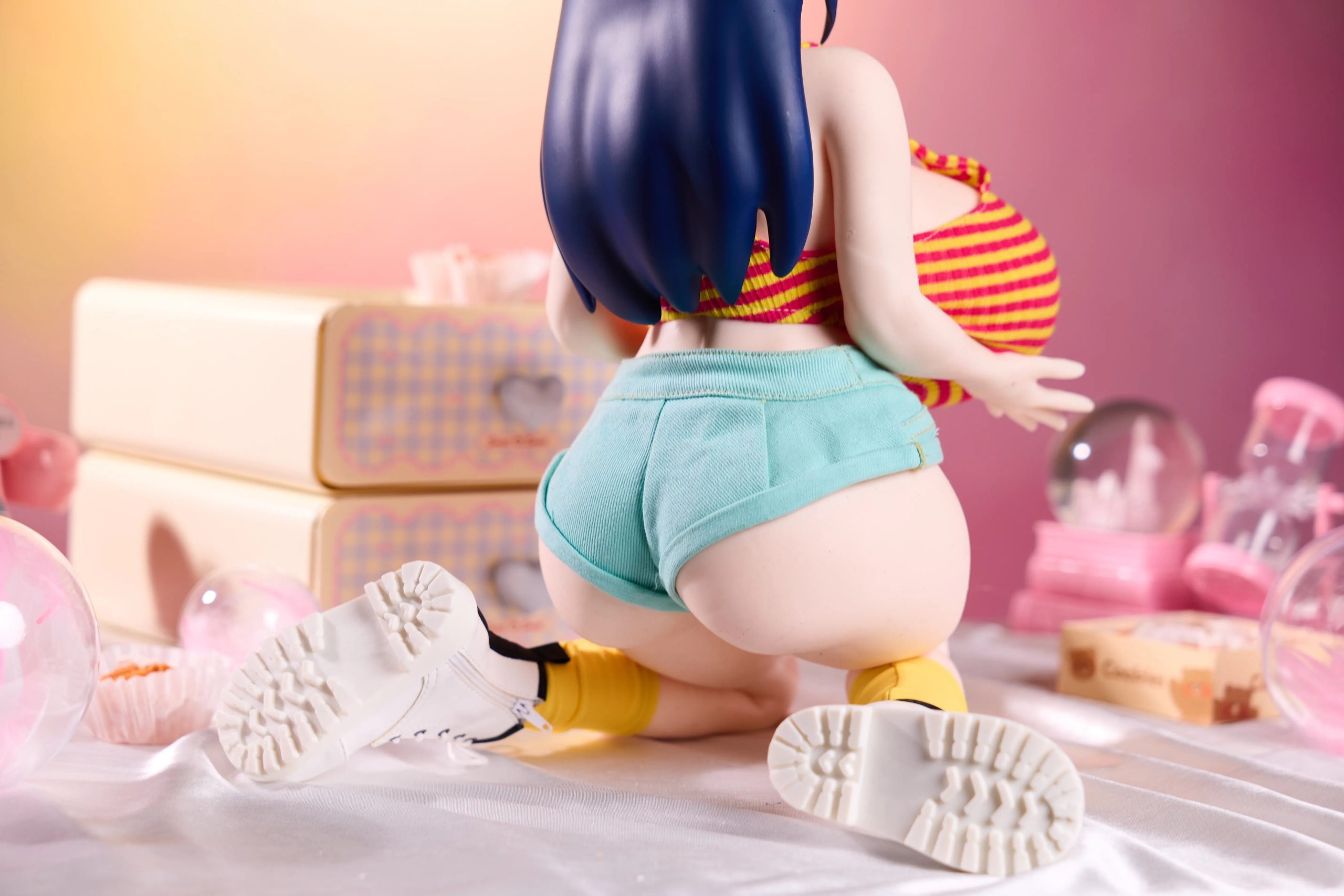 Audrey Anime Figure wearing skinny denim outfit set for display and photography